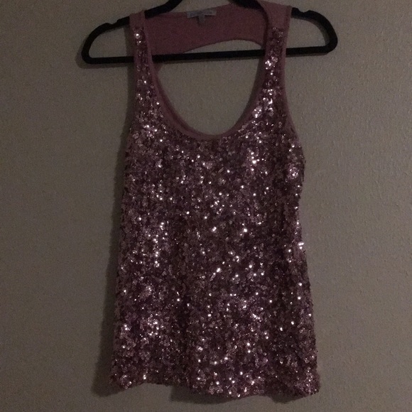 💥4/$20💥 EUC Dusty rose colored sequin top w/ back cutout - Picture 4 of 4